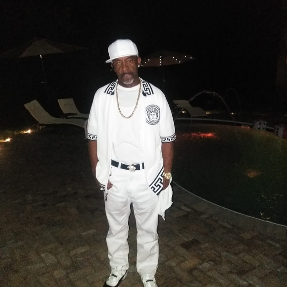 Meet your Posher, Keith - Picture 1 of 1